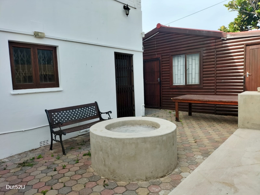 12 Bedroom Property for Sale in Klein Brak Western Cape